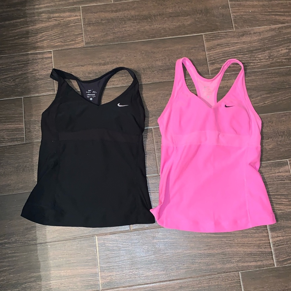 Nike Swoosh Women's Medium-Support  Sports Bra Tank, size XS , dri-fit